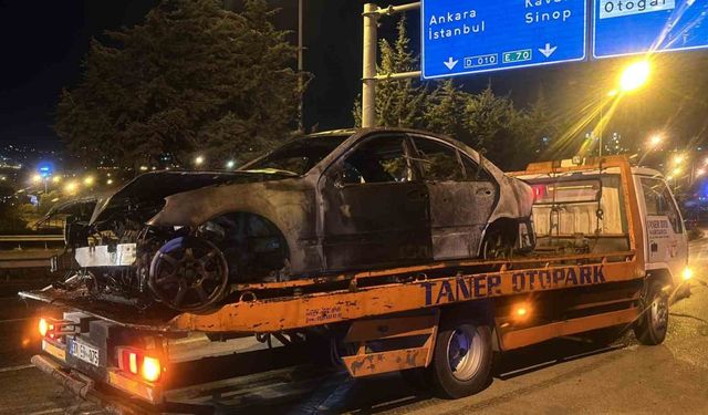 Gurbetçi ailenin otomobili alev alev yandı