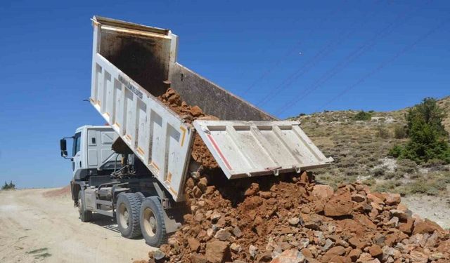 Kahramankazan’da yol, okul ve sosyal alanlarda iyileştirme yapıldı