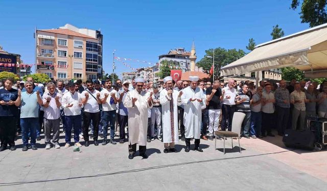 Karaman’da İsmail Haniye için gıyabi cenaze namazı kılındı