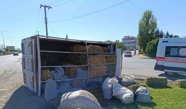 Konya’da kamyonet ile kamyon çarpıştı: 3 yaralı