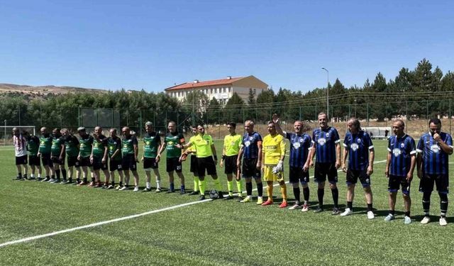 Özvatan’da 4’lü futbol turnuvası