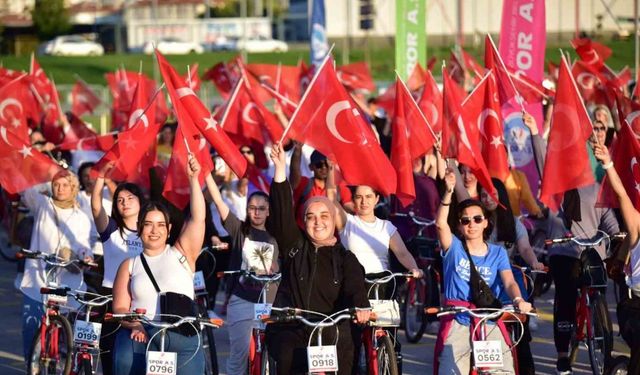 Spor A.Ş.’den Zafer Bayramı’na özel bisikletle zafer turu