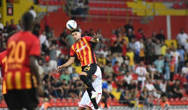 Trendyol Süper Lig: Kayserispor : 1 - Sivasspor: 1 (İlk Yarı)