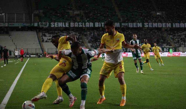 Trendyol Süper Lig: Konyaspor: 0 - Kayserispor: 0 (İlk yarı)