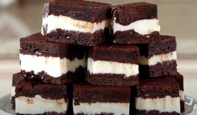 Herkes bu tatlıyı arıyor! Yazın serinleten lezzeti: Dondurmalı Brownie tarifi