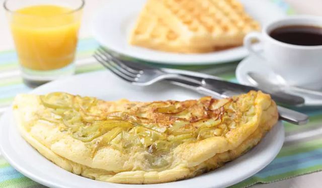 Kahvaltılarda yeni trend: Waffle Omlet!