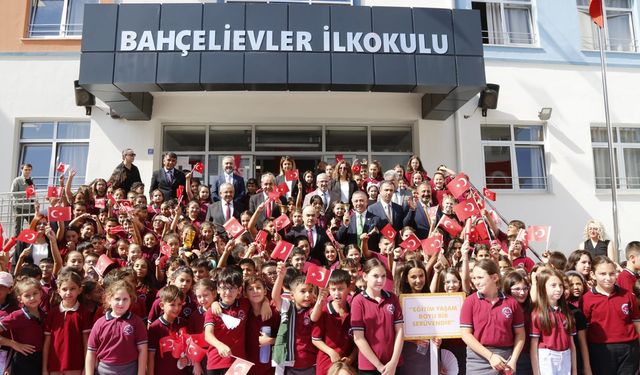 İlköğretim Haftası Bahçelievler İlkokulu'nda Renkli Görüntülerle Kutlandı!