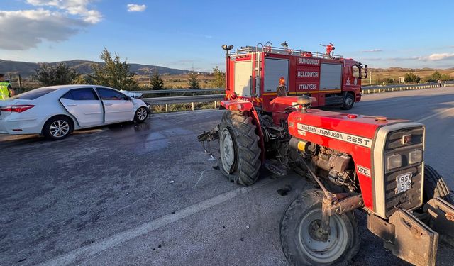 Çorum'da otomobille çarpışan traktörün sürücüsü öldü