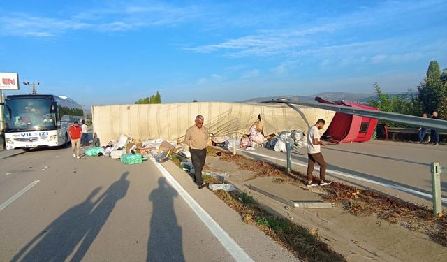 Amasya'da tanker ile tırın çarpıştığı kazada 1 kişi yaralandı