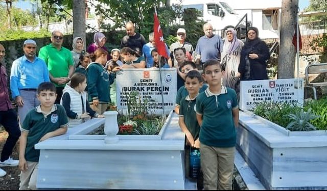 Bafra'da şehit Jandarma Uzman Onbaşı Burak Perçin kabri başında anıldı