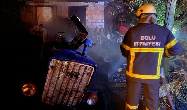 Bolu'da yangın çıkan traktörde hasar oluştu