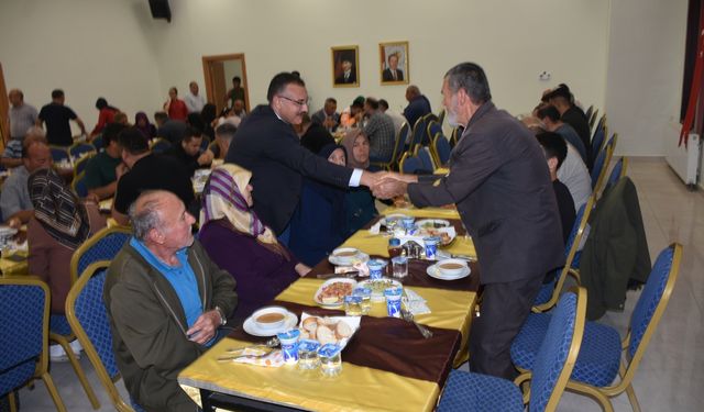 Boyabat'ta şehit aileleri ile gaziler onuruna yemek verildi