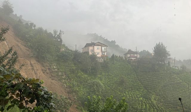 Rize'de sağanağın ardından hasar tespit çalışmaları yürütülüyor