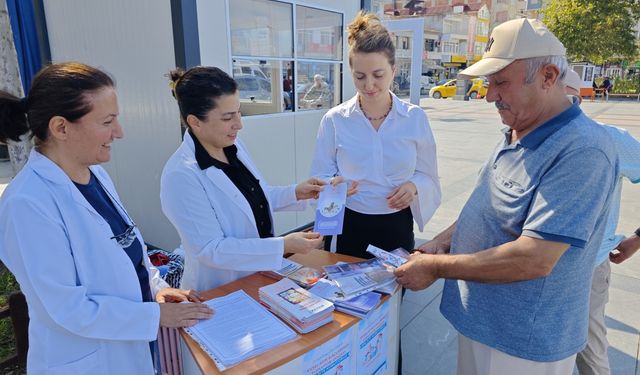 Samsun'da "Evsel atık ilaçlarınızı topluyor, doğayı birlikte koruyoruz" etkinliği düzenlendi