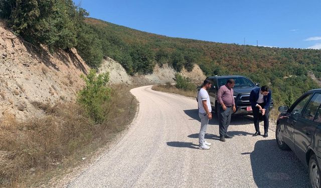 Üçgöl yolu ikinci kat asfalt satıh kaplama işi bitirildi