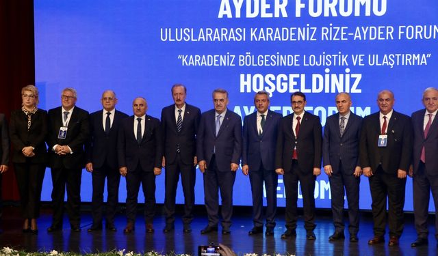 Ulaştırma ve Altyapı Bakan Yardımcısı İskurt, Uluslararası Karadeniz Rize-Ayder Forumu'nda konuştu: