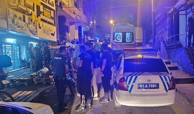 Zonguldak'ta uygulama yapan polis memuru motosikletin çarpması sonucu yaralandı