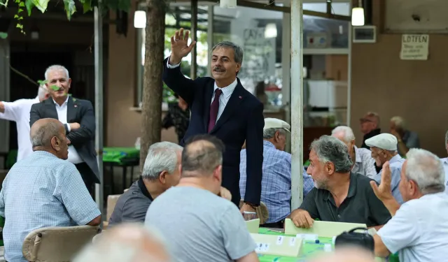 Başkan Alemdar Sakarya’da vatandaşlarla kucaklaşıyor