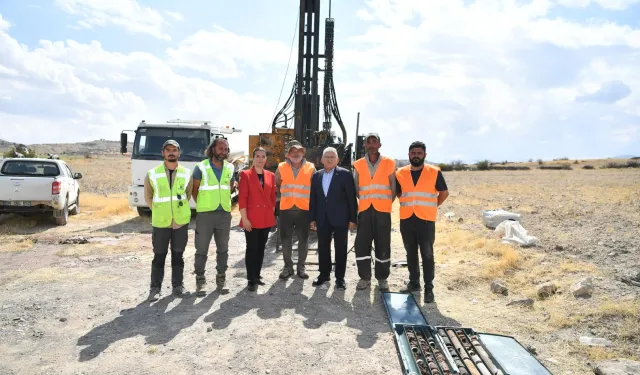 Başkan Büyükkılıç, mikrobölgeleme çalışmalarını yerinde inceledi