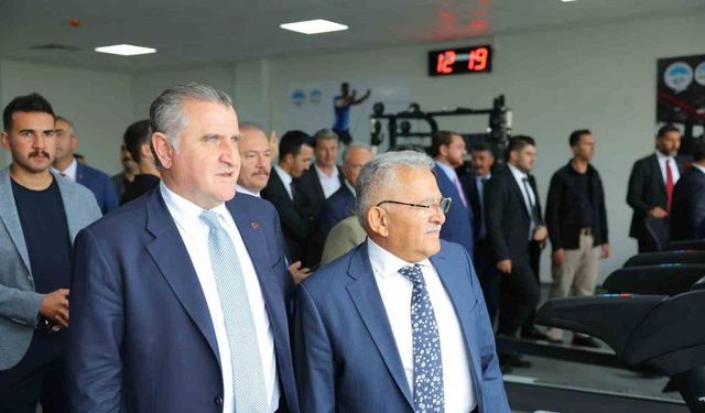 Erciyes yüksek İrtifa Kamp Merkezi tanıtıldı