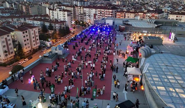 İşverenler ve gençler düzenlenen organizasyonda bir araya geldi