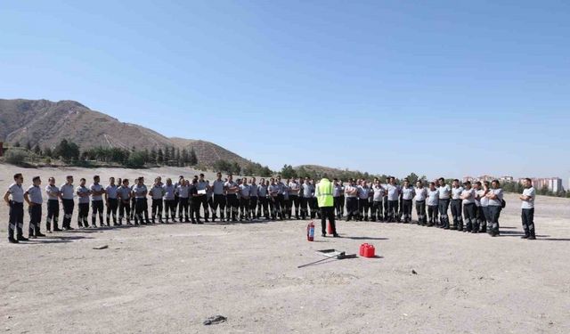 KAYMEK’in özel güvenlik personeline yangın eğitimi