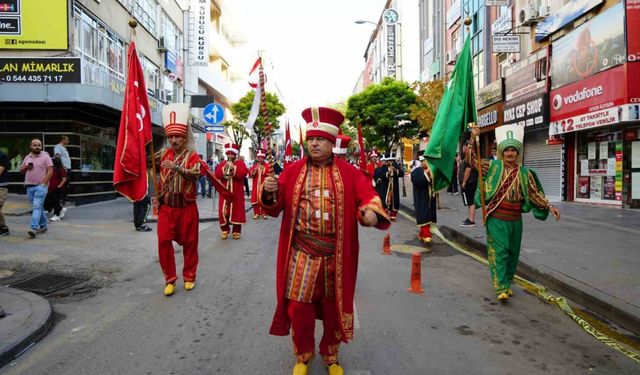 Kırıkkale’de eğitim-öğretim yılı, mehteranlı kortej ve öğrenci gösterileriyle başladı