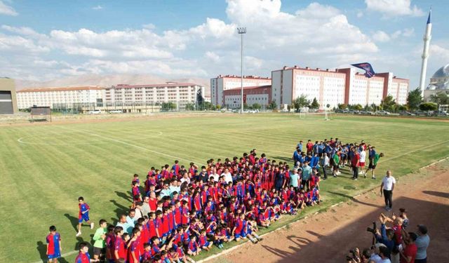 Niğde Belediyespor’dan coşkulu sezon açılışı