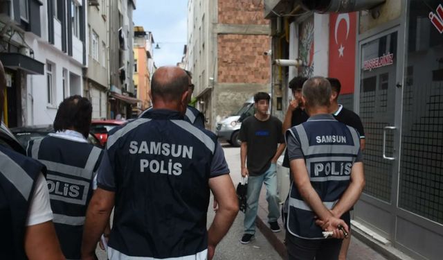 Samsun polisi, öğrencilerin güvenliği için denetimlerini arttırdı