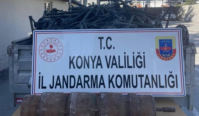 Tarladan sulama malzemesi çalan şüpheliler jandarmaya yakalandı