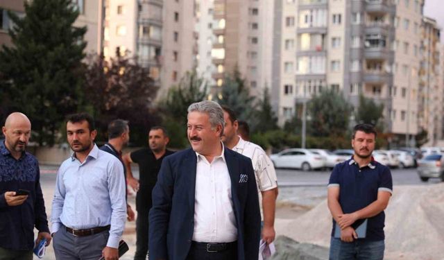 Yıldırım Beyazıt Mahallesi’ndeki ulaşımı kolaylaştıracak geniş çaplı kavşak çalışması hızla devam ediyor