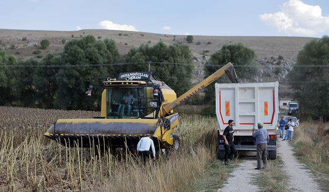 Çorum Belediyesi ihtiyaç sahipleri için kendi yağını ve ununu üretiyor