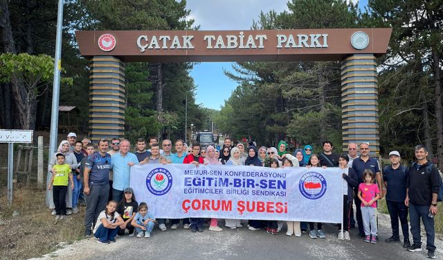 Eğitim-Bir-Sen Üyeleri Çatak Tabiat Parkı’nda Doğa Yürüyüşünde Buluştu