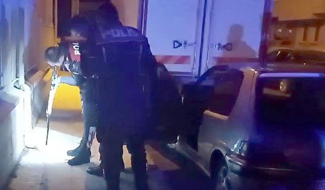 Çorum'da kavga ihbarına giden polis, ruhsatsız pompalı tüfek buldu!