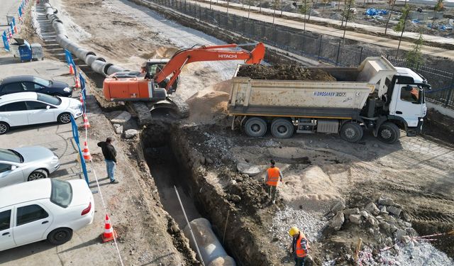 Çorum Belediyesi’nden sel sorununa neşter! 17 bin 500 metre yağmur suyu hattı yapıldı