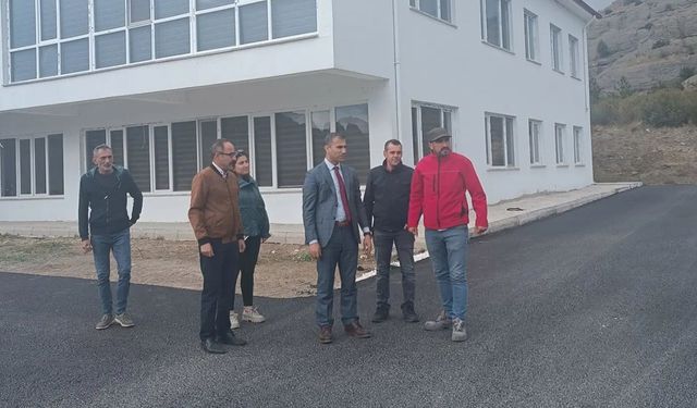 Kaymakam Duman, Osmancık OBS’deki asfalt çalışmalarını inceledi