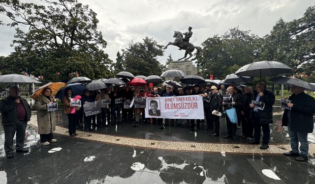 Ahmet Taner Kışlalı ölümünün 25. yılında Samsun'da anıldı