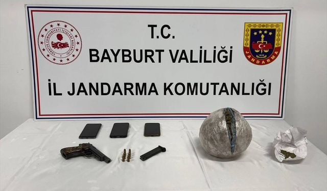 Bayburt'ta uyuşturucu operasyonunda 3 kişi tutuklandı