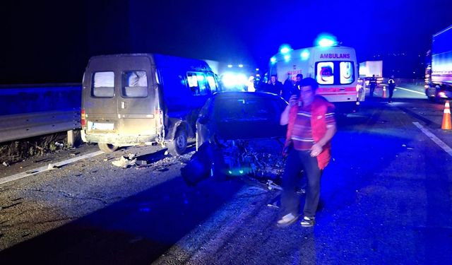 Bolu'da zincirleme trafik kazasında 2 kişi yaralandı