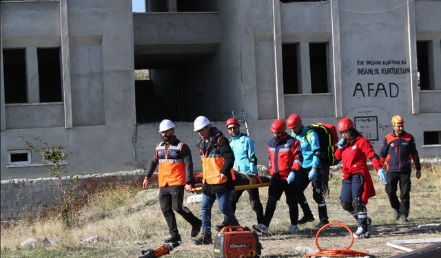 Çorum'da Türkiye Afet Müdahale Planı kapsamında tatbikat yapıldı