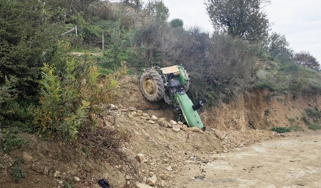 Samsun'da şarampole düşen traktörün sürücüsü ağır yaralandı