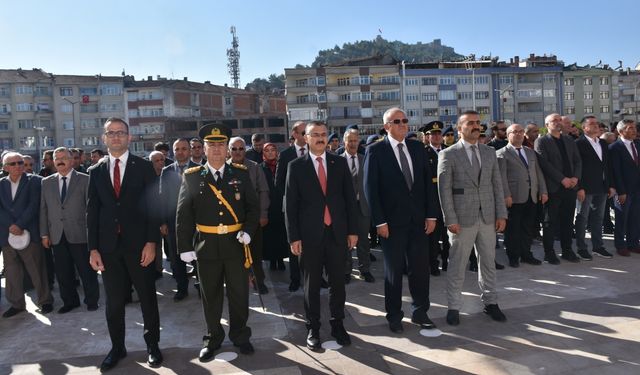 Sinop’un ilçelerinde 29 Ekim Cumhuriyet Bayramı kutlamaları başladı