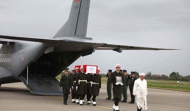 Şırnak'ta Pençe-Kaplan Operasyonu bölgesinde şehit olan askerin naaşı Samsun'a getirildi