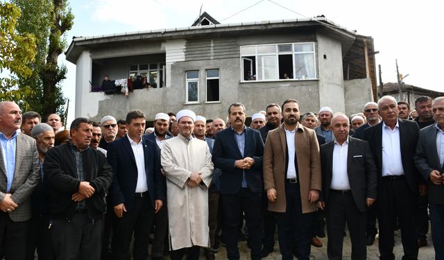 Vezirköprü'de Bekir Hafız Camisi ibadete açıldı