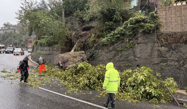 Zonguldak'ta kuvvetli yağış hayatı olumsuz etkiliyor