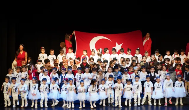 Beylikdüzü’nde minik öğrenciler 29 Ekim ruhunu yaşattı