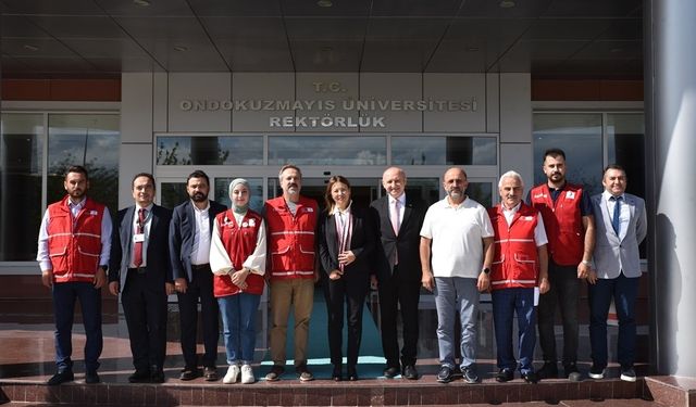 Üniversite personeli ve öğrenciler düzenli kan bağışçısı olacak