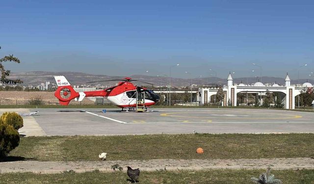 Uyuşturucu tabancayla kendini vuran belediye personeli hastaneye kaldırıldı