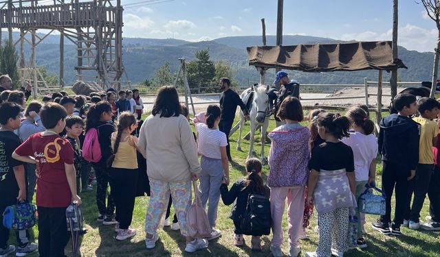 Çorumlu Obası'nda öğrenciler için atlı macera!