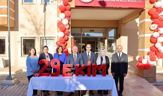 Çocuk Evleri sitesi ve Engelsiz Yaşam merkezinde Cumhuriyet Bayramı coşkusu